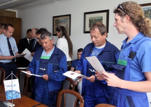 arvizi_vedekezok_kriza_akos_130612_ja_13.jpg
