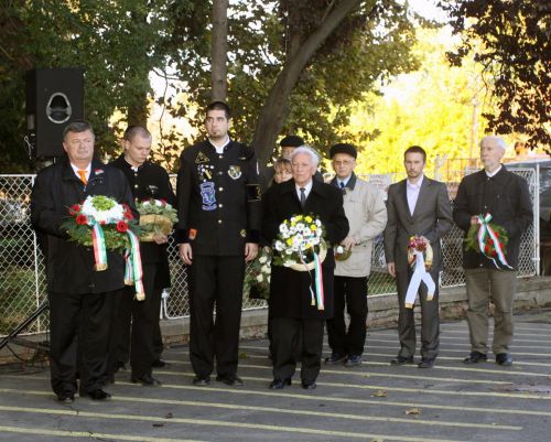 digep_koszoru_111021_ja_1.jpg