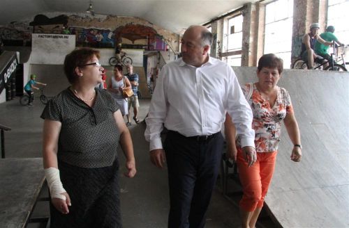 factor_kriza_120711ml_08.jpg
