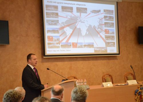 kiemelt_fejl_konf_140527_fkcs_22.jpg