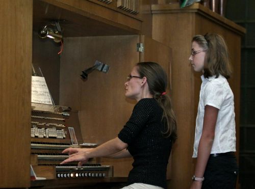 koncert_vasgyaritemplom_sztahura_120819_ja_2.jpg