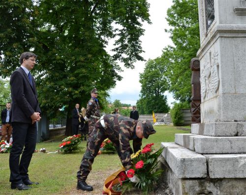 koszoruzas_hosoktemeto_130526_fkcs_10.jpg