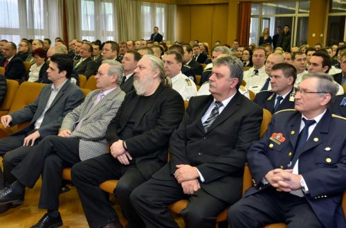 rendorievertekelo_140227_vcs_6.jpg