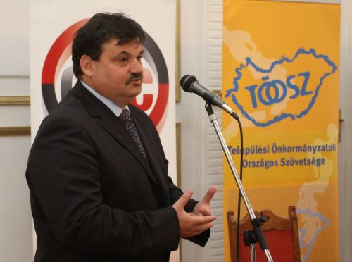 schmidt_jeno_toosz_140416_ja_15.jpg