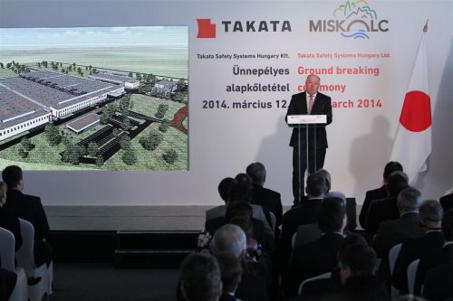 takata_alapko_1_140312ml_16.jpg