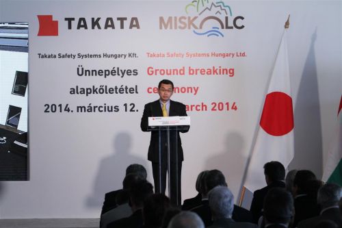 takata_alapko_1_140312ml_17.jpg