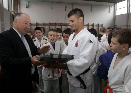 ungvari_miklos_judo_121029_ja_28.jpg